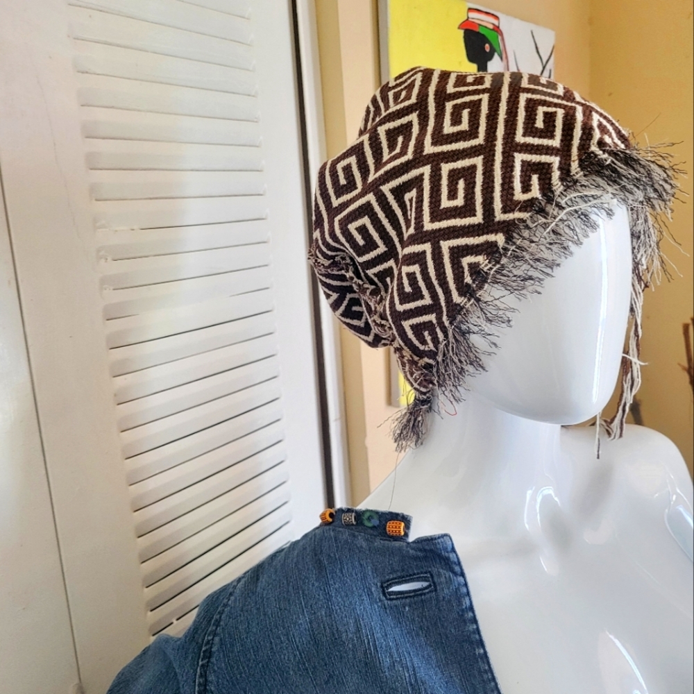 Sloppy mudcloth hat freyed, med large fit